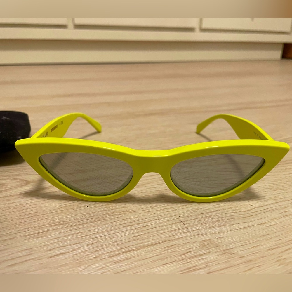 Celine 100% authentic. CL400191 93n silver flash custom lenses.